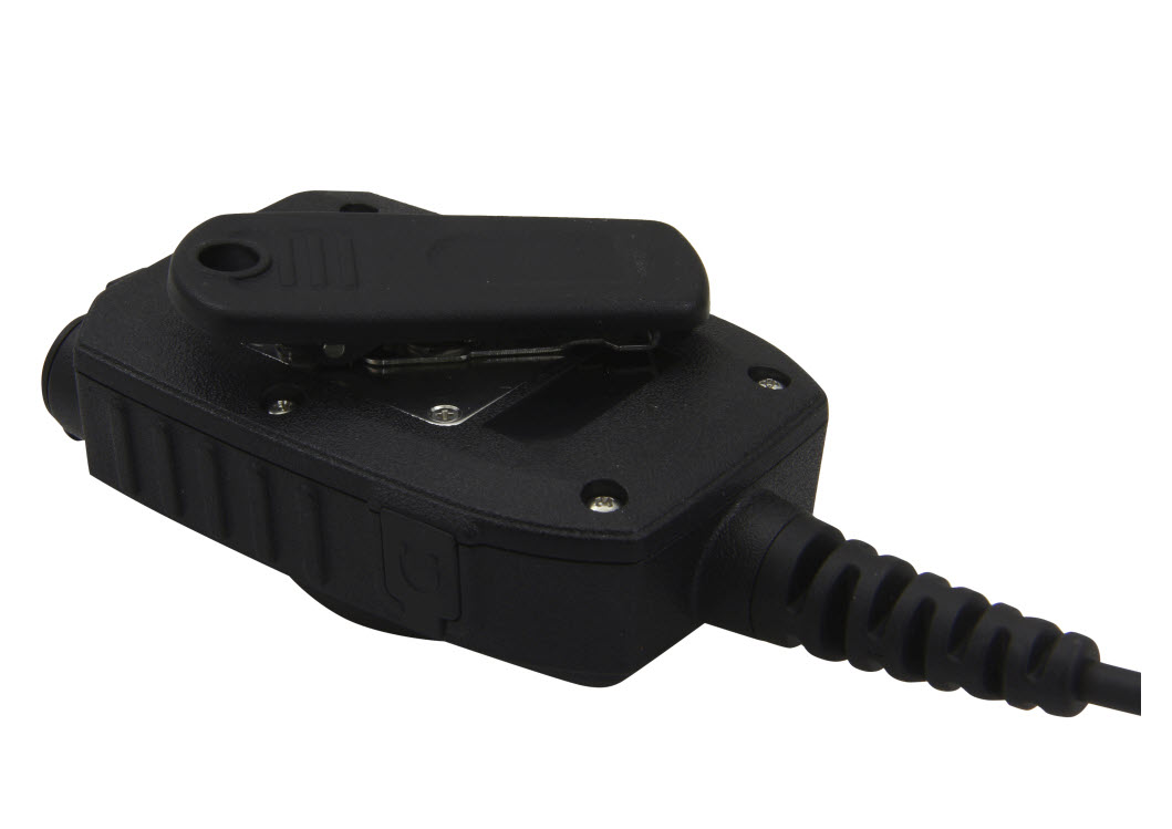 Microphone noir avec câble et clip sur fond blanc.