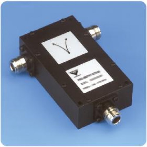 7000-00565500_pro_01.jpg RF-splitter op blauwe achtergrond, zwarte doos met metalen connectors.