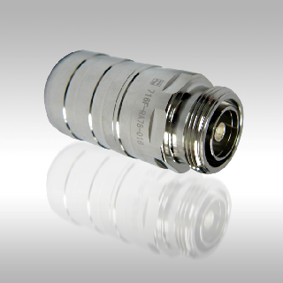 Metalen socket voor coaxkabel met reflecterend oppervlak