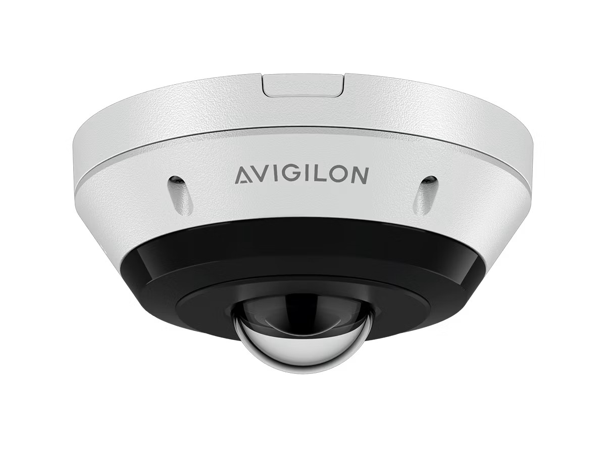 Caméra de surveillance montée au plafond avec couvercle noir et argent.