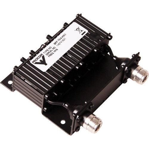 7000-00501200_pro_01.jpg Zwarte elektrische signaalfilter met aansluitingen aan beide uiteinden.