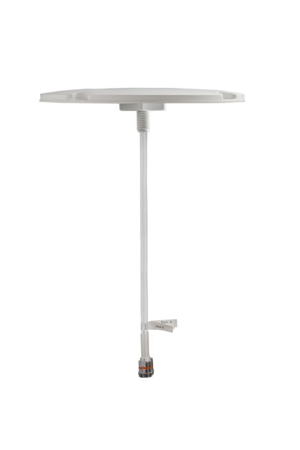 Satellietantenne met kabel en stekker.