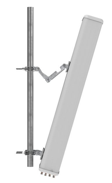 Antenne op mast met verstelbare beugel