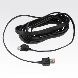 Zwart plat Ethernet-kabel met aansluitingen aan beide uiteinden