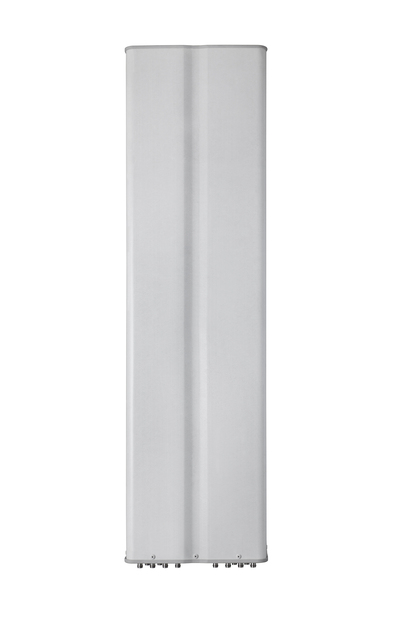 Grote verticale antenne met grijs metalen oppervlak.