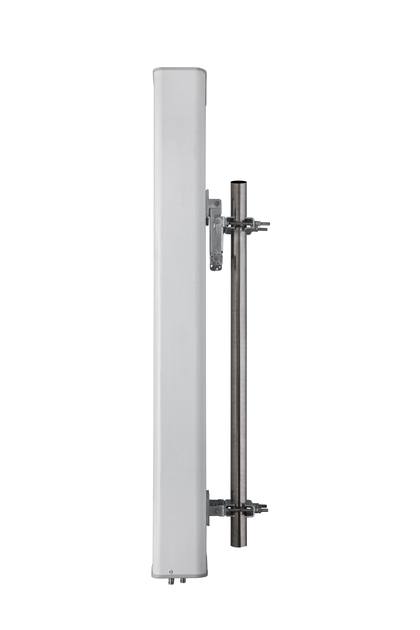 Mobiele antenne met verticale bevestiging.