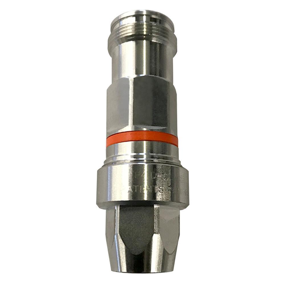 Metalen stekkerverbinding met oranje ring, cilindrische vorm.