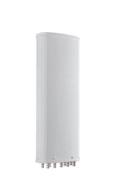 Witte cilindrische antenne met meerdere connectoren aan de onderkant.