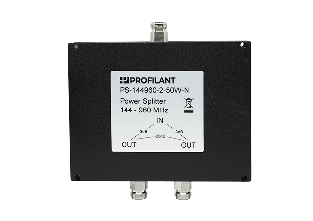 7000_00754312_PRT_01.png Zwarte stroomverdeler 144 tot 960 MHz met drie aansluitingen.