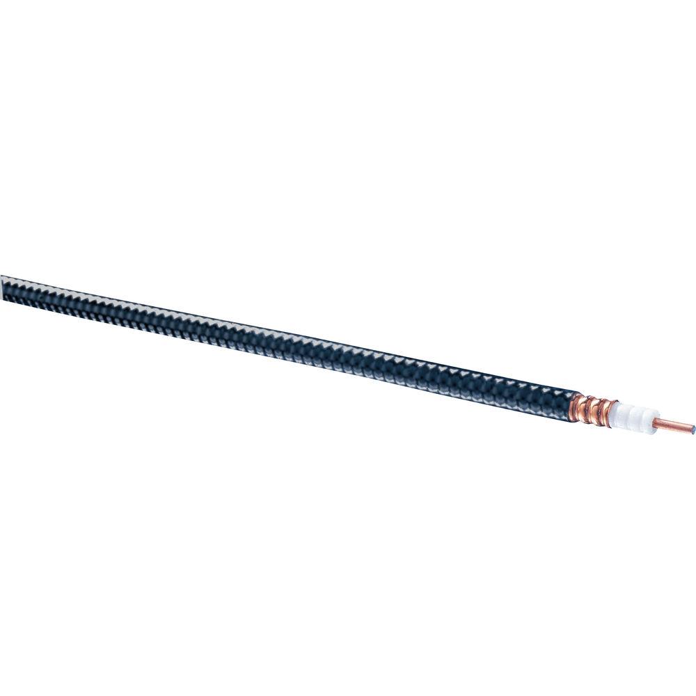 Flexibele kabel met zwart vlechtwerk en koperen uiteinde