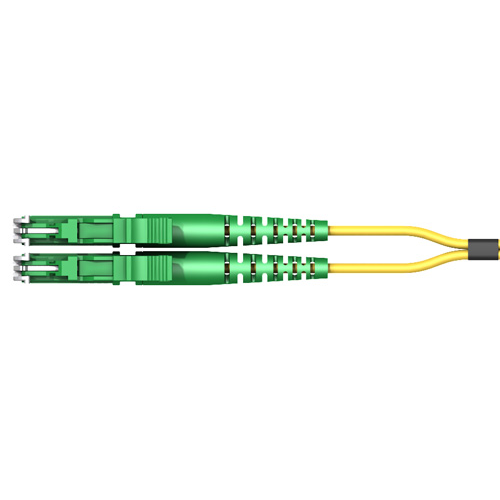 Double câble à fibre optique vert avec connecteurs jaunes.