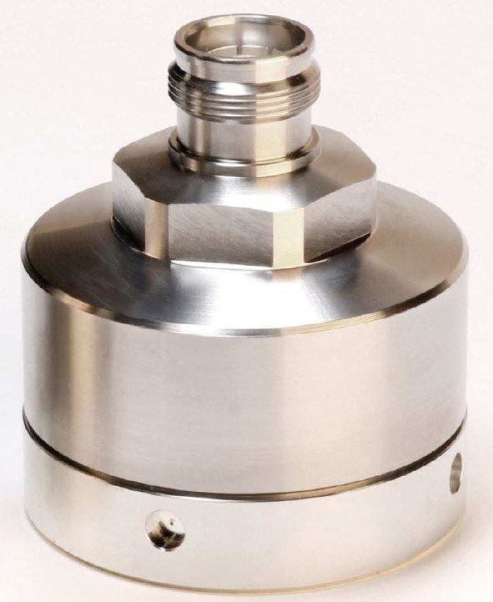 Metalen cilinder met zeskantige sluiting en schroefdraadopening boven.