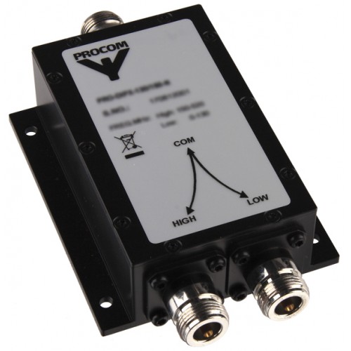 7000-00566400_pro_01.jpg Zwart-wit elektrisch onderdeel met aansluitingen en label.