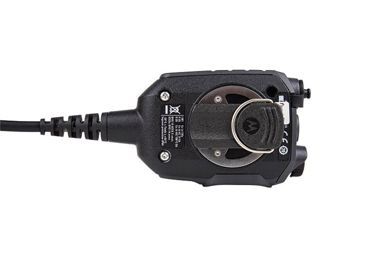 Accessoire radio noir avec boutons et étiquettes.