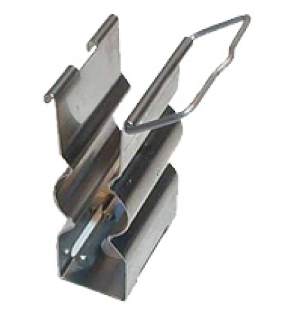 Metalen muizenval met veermechanisme.