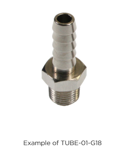 Metalen adapter met slangaansluiting en schroefdraad