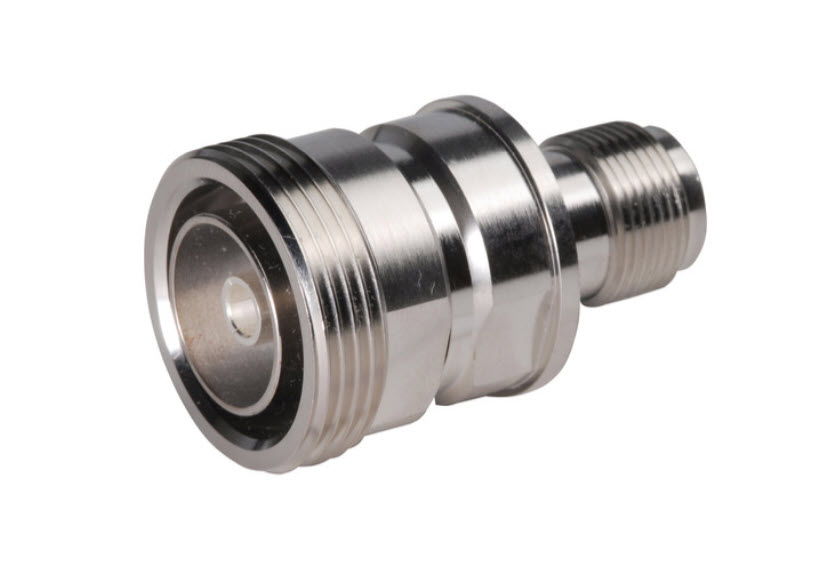 Metal adapter with threads and polished surface