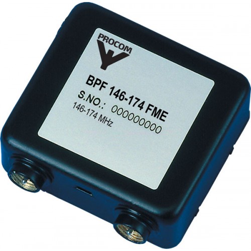 7000-00500300_pro_01.jpg Zwarte banddoorlaatfilter met twee aansluitingen en een etiket 146-174 MHz.