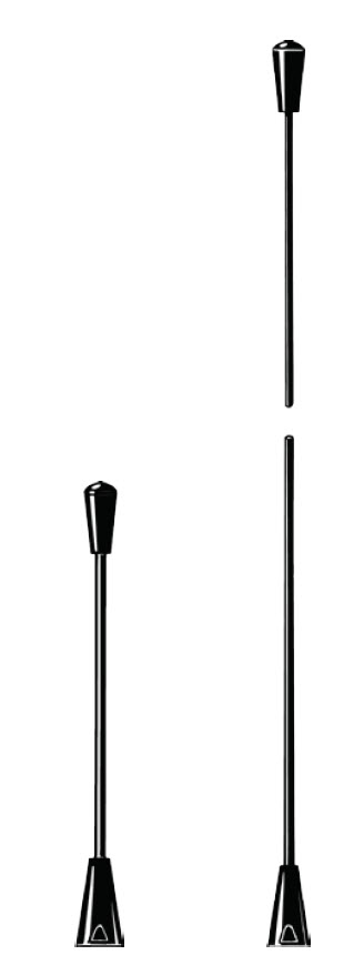 Trois chausse-pieds noirs de différentes longueurs.