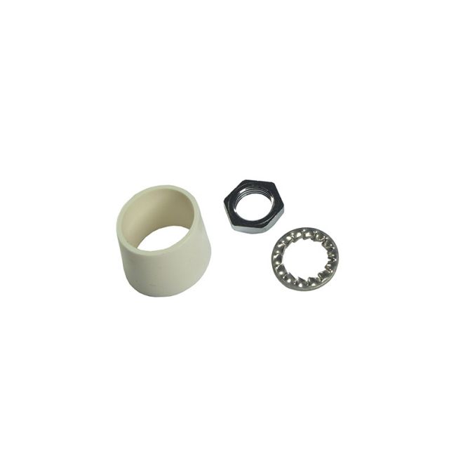 Kunststof huls, zeskantmoer en getande metalen ring.