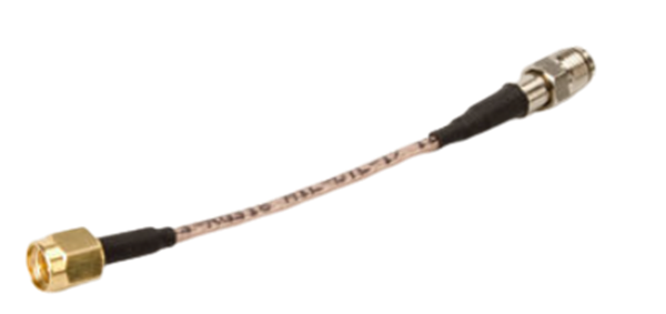 Câble coaxial avec connecteurs SMA aux deux extrémités