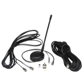 7000-00239300_mot_01.jpg Externe antenne met kabels en connectors, op een witte achtergrond.