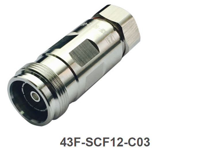 Zilveren cilindrisch metalen onderdeel, met label 43F-SCF12-C03.