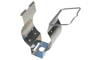 Support en métal pour fixations industrielles avec trous de vis.