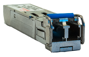 SFP-module met LC-connector en metalen behuizing.