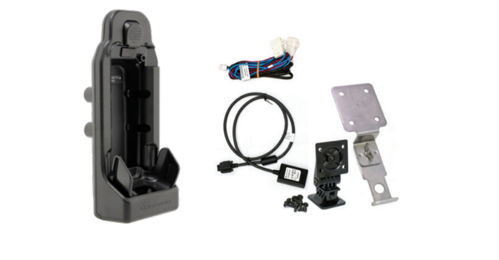 Station d'accueil noire avec accessoires, y compris câbles et support.