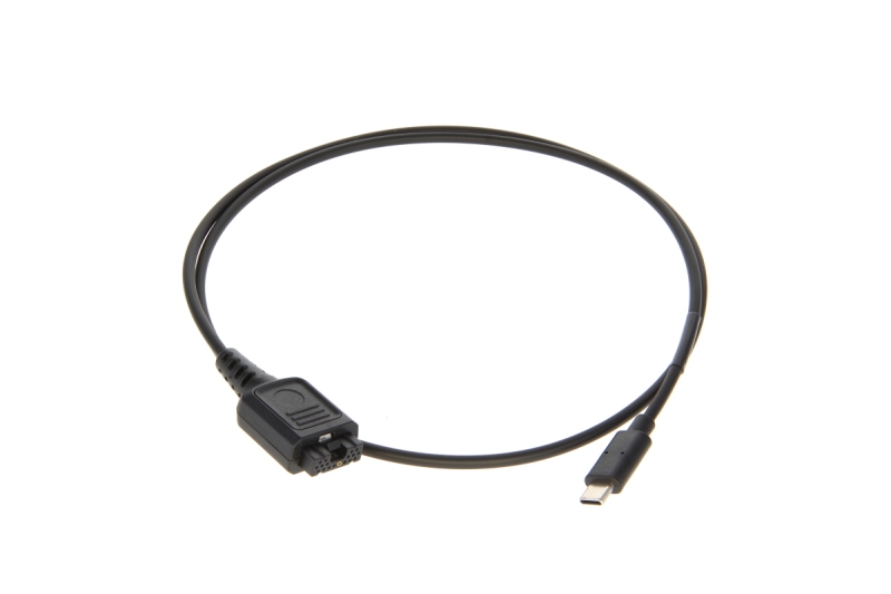 7000_00757789_COP_01.jpg Zwart USB-kabel met USB-C en eigen connector.