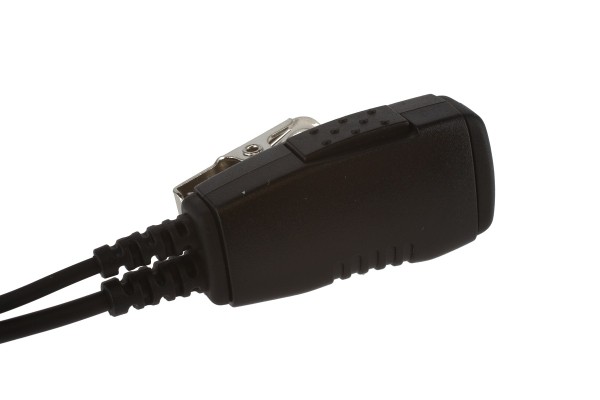 Zwarte connector met twee kabels en een metalen clip.