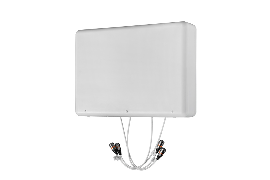 Boîtier blanc avec câbles et connecteurs en bas.