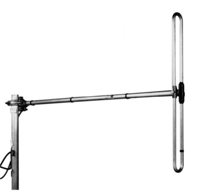 Metal dipole antenna with an oval design.