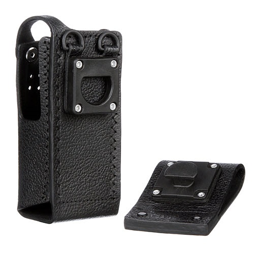 Zwart leren hoesje met riemclip, geschikt voor draagbare apparaten.