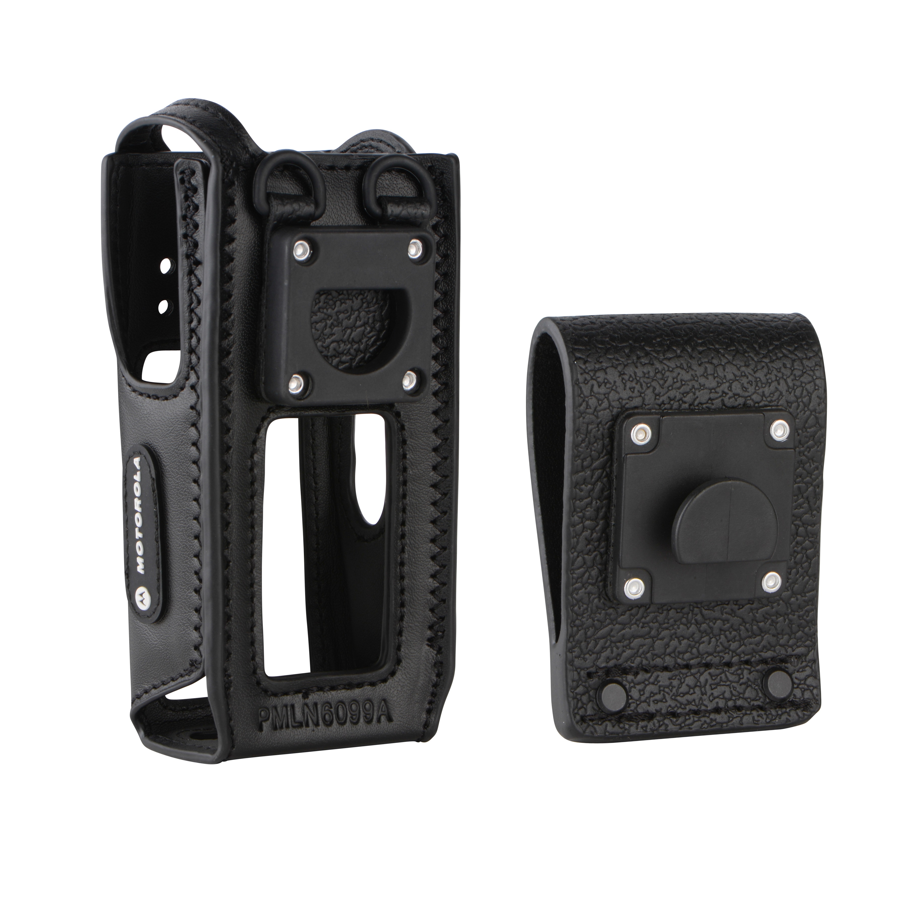 Deux étuis en cuir noir pour radios, l'un avec des pièces métalliques.