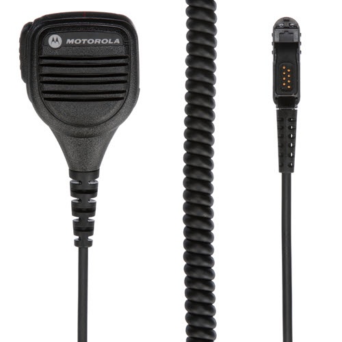 Zwart handmicrofoon met spiraalkabel en stekker